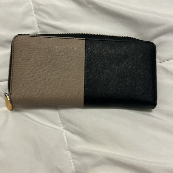 COPY - Marc Jacob’s black tan wallet - Picture 5 of 5